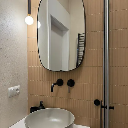 Ars - Premium Experience Close To The Apartment